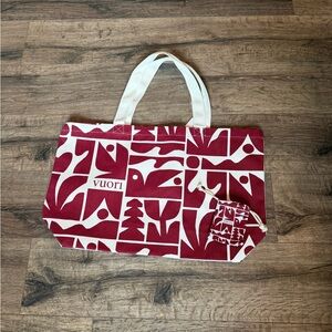 Vuori special edition holiday canvas tote